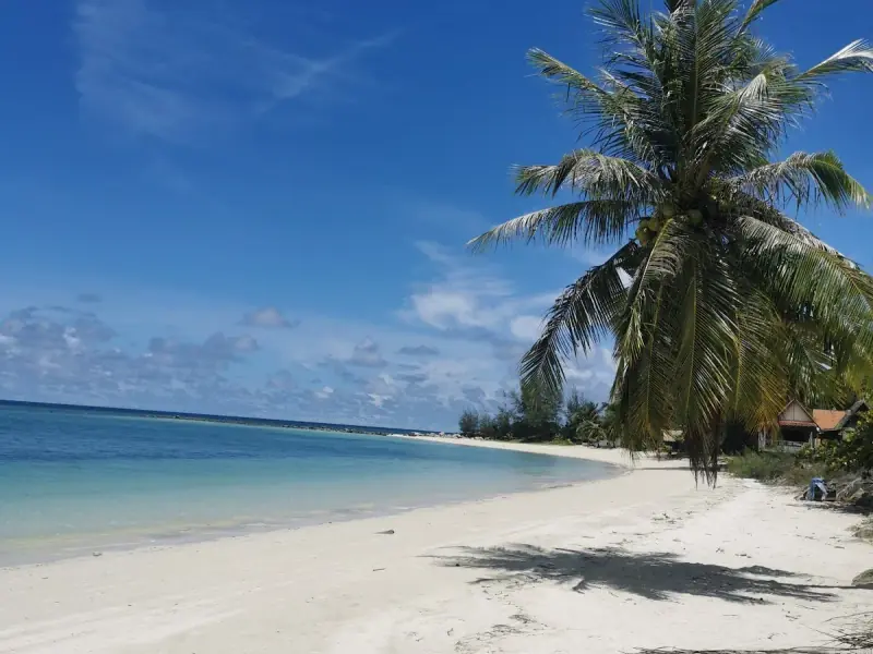 Chaloklum Beach - Image 4