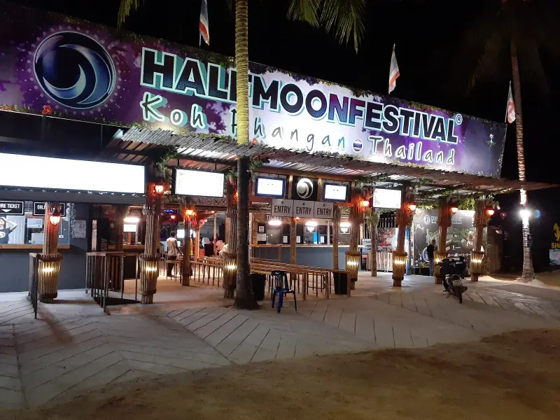 Half Moon Party - Image 5
