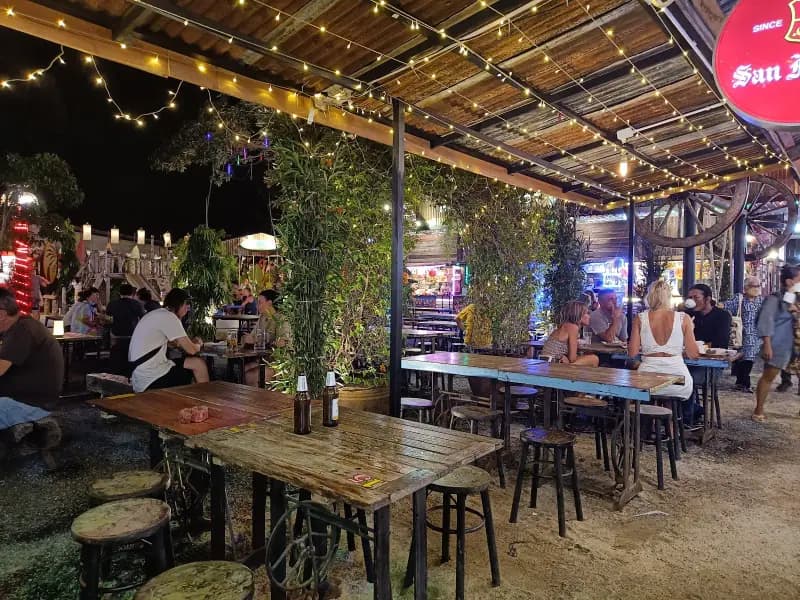 Night Market Cafe Vintage - Image 10