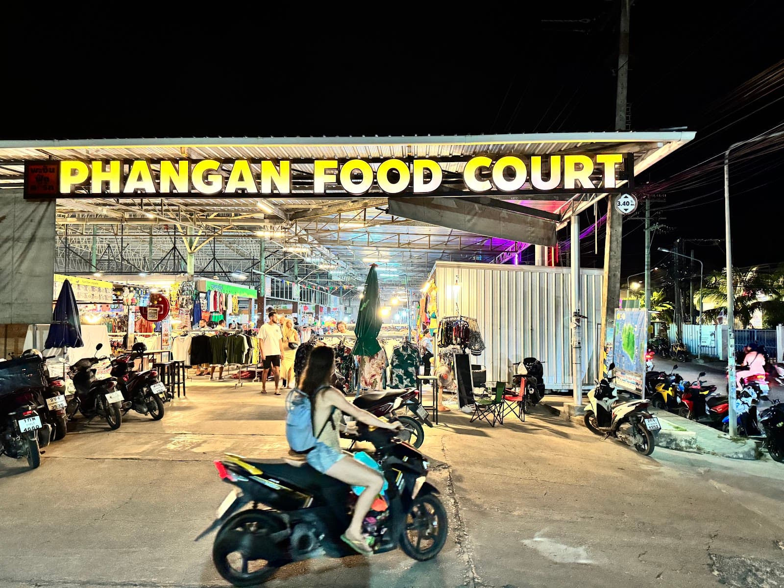 Phangan Food Court - Image 9