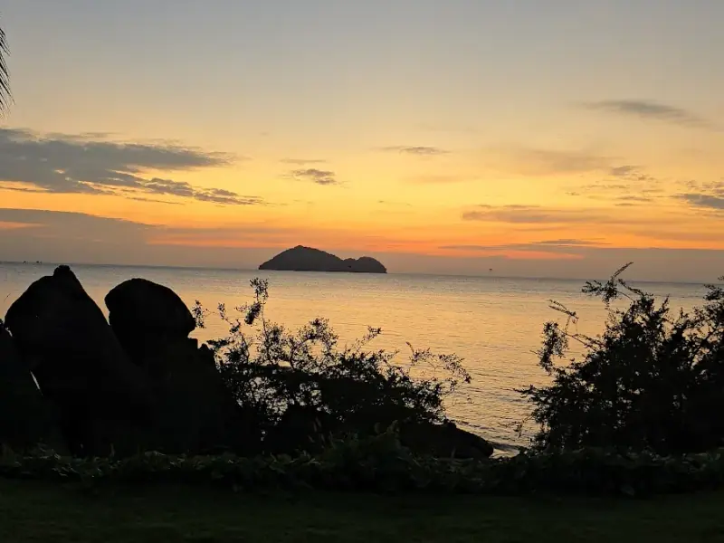 Sitaya Beachfront Villas - Image 8