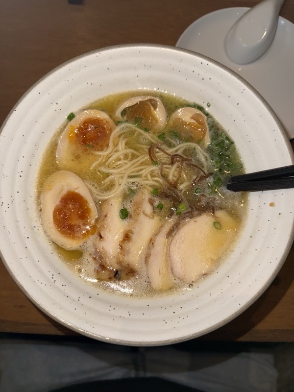 Umami Ramen & Sushi Japanese - Image 10